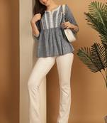 Grey & white women's pure cotton bandhani printed short top