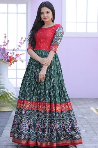 Green Dola Printed Gown     Lightweight, & Stylish