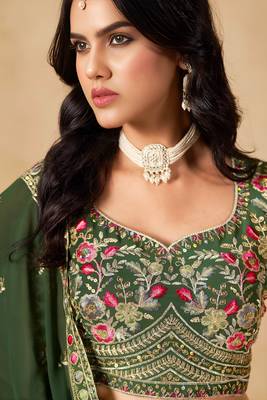 GREEN SEQUINS & THREAD EMBROIDERED LEHENGA CHOLI 6