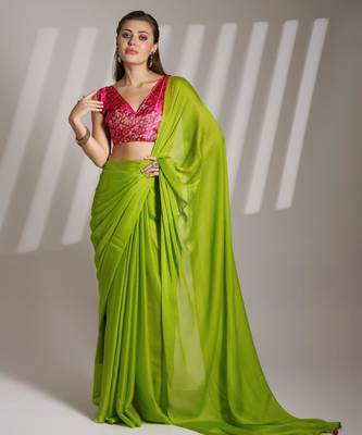 green chiffon saree with tassels and blouse 1