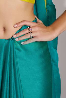 sea green solid chiffon saree with contrast blouse piece 4
