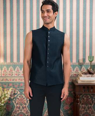 Deep green jodhpuri suit with sequins and thread work 4