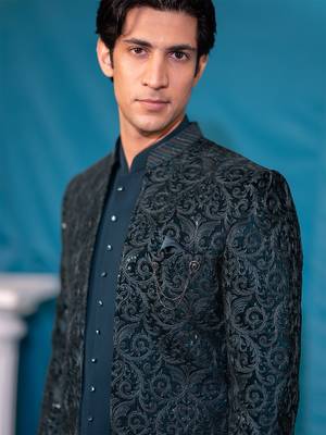 Green velvet jodhpuri suit with sequins and thread work 4