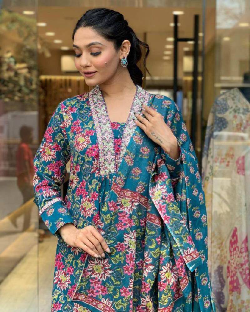 Women's Gorgeous Cotton Fabric Printed Work Straight Kurta Pant and Dupatta Set