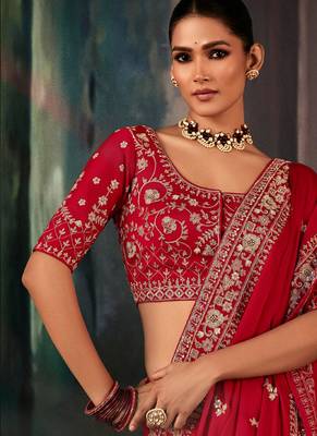 Blood red fancy hand work border with heavy designer blouse  wedding wear saree 2