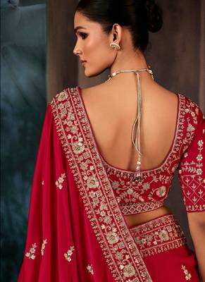 Blood red fancy hand work border with heavy designer blouse  wedding wear saree 3
