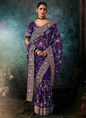 Voilet fancy hand work border with heavy designer blouse  wedding wear saree 1