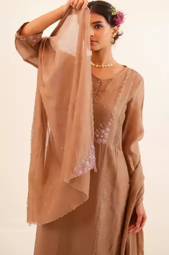 Chiku beaded bageecha suit set