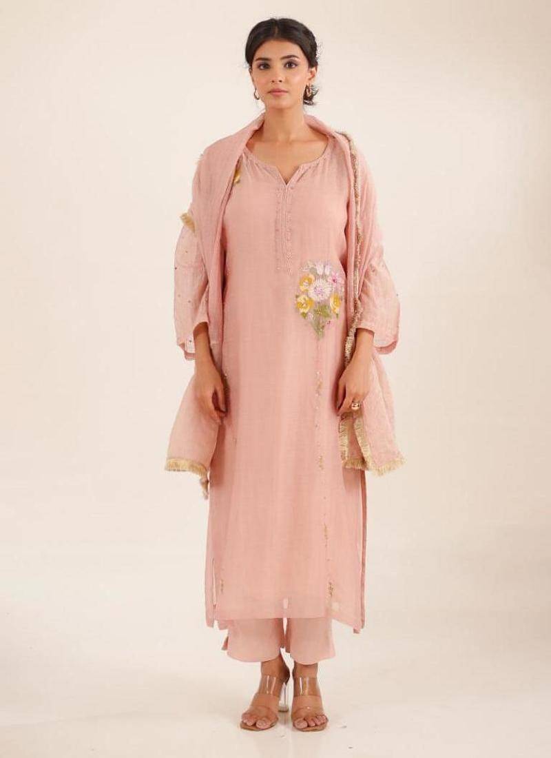 Twin bouquet peach suit set