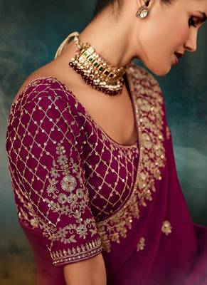 Burgandy  fancy hand work border with heavy designer blouse  wedding wear saree 3