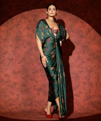 Green printed georgette gown 2