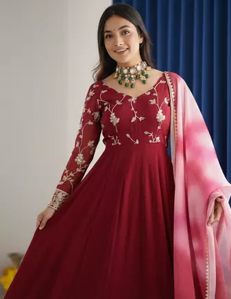 Designer Gown Suit Set Wedding Wear Beautiful Gown Set 