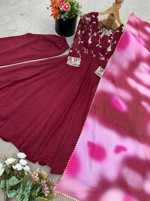 Designer Gown Suit Set Wedding Wear Beautiful Gown Set  5