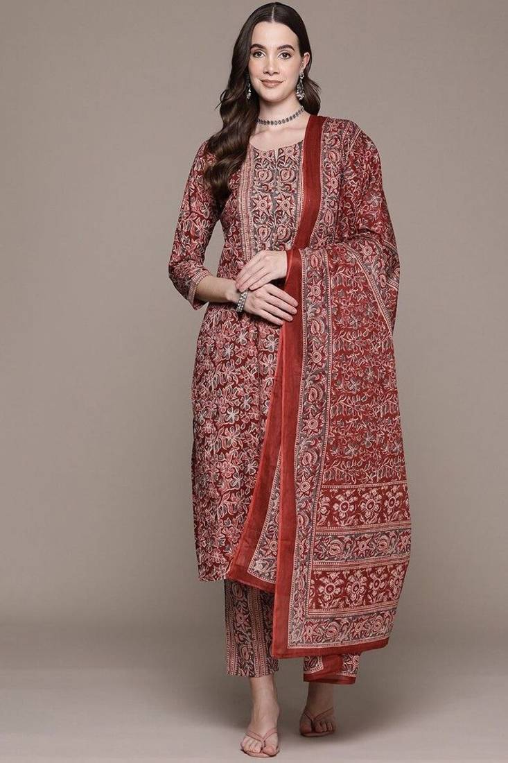 Women's printed kurta set with dupatta