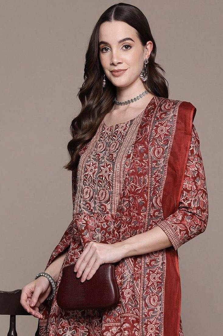 Women's printed kurta set with dupatta