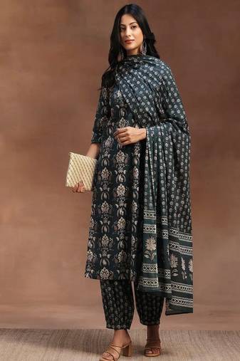 Women's floral printed kurta set with dupatta