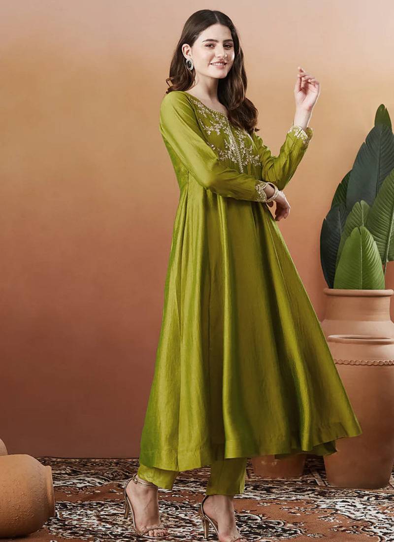 Women's Beautiful Vichitra Silk Fabric Embroidery Work Flared Anarkali Pant and Dupatta Set