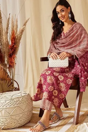 Women's casual wear kurta set with dupatta