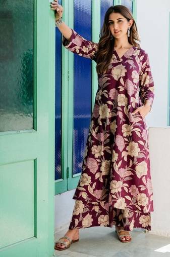 Floral printed rayon kurta set for women