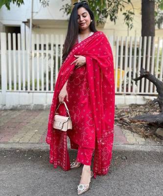  Rayon Printed Work Straight Kurta Pant and Dupatta Set 4