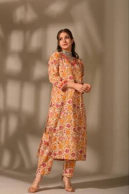 Floral printed v neck rayon kurta set for women 5