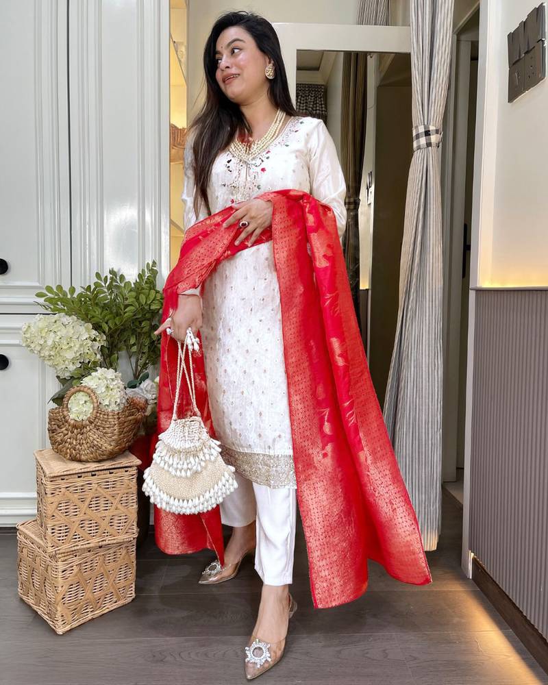 Women's Beautiful Chanderi Jacquard Fabric Embroidery Work Straight Kurta Pant and Dupatta Set