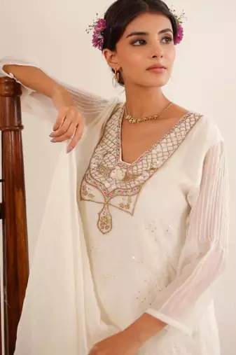 White matsya top and palazzo set