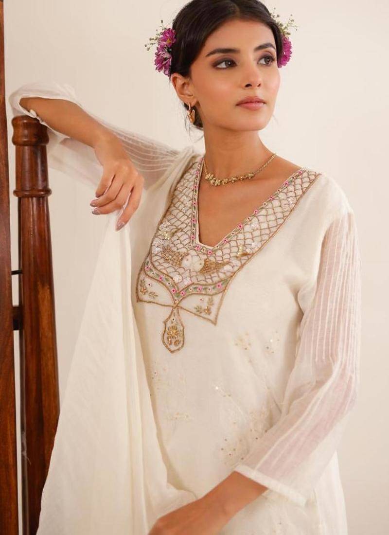 White matsya top and palazzo set