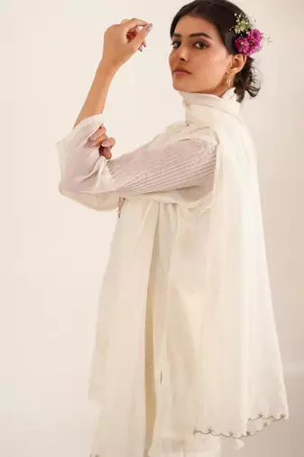 White matsya top and palazzo set