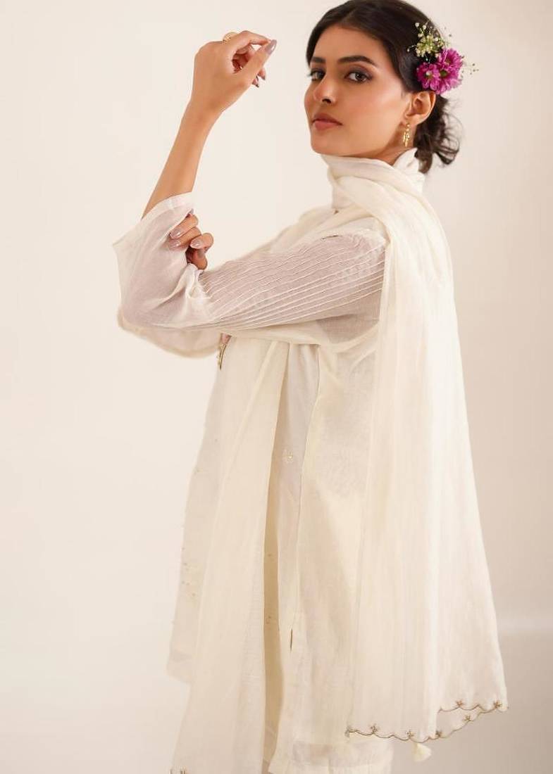 White matsya top and palazzo set