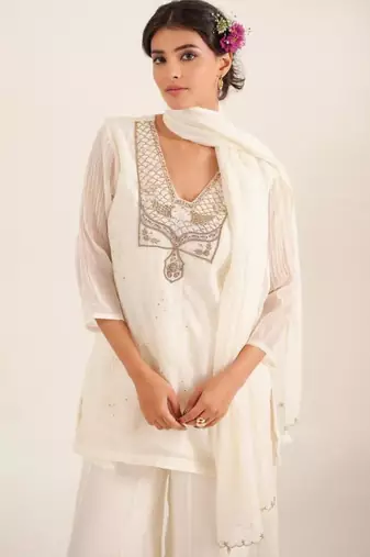 White matsya top and palazzo set