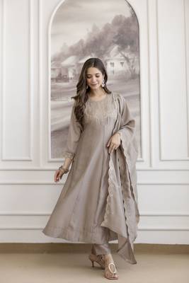  Vichitra Silk Embroidery Work Flared Anarkali Pant and Dupatta Set 5