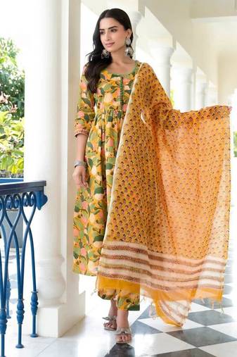 Women's flared anarkali kurti and pant with dupatta