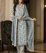 Floral printed women's v neck kurta set with dupatta