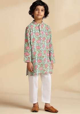 Green printed cotton kurta set 2