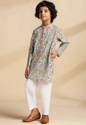 Green printed cotton kurta set 3