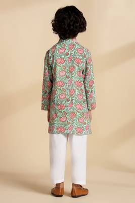 Green printed cotton kurta set 4