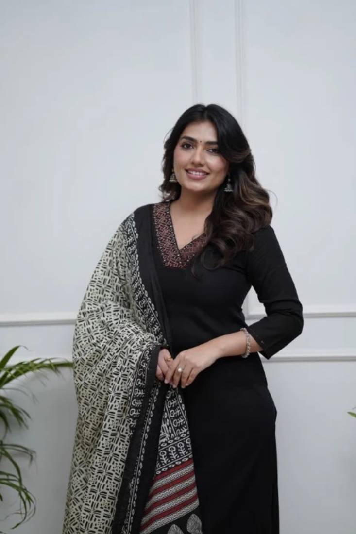 Women's Gorgeous Parmpara Fabric Embroidery Work Straight Kurta Palazzo and Dupatta Set