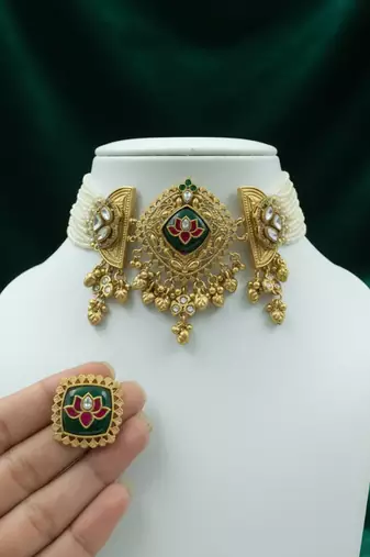Handcrafted fusion brass choker with beaded cheed design