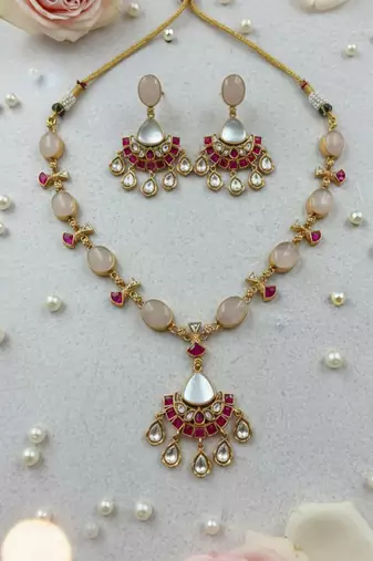 Golden plated semi-precious stone necklace set with kundan touch