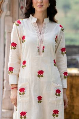 Off white embroidered cotton straight kurta set 3