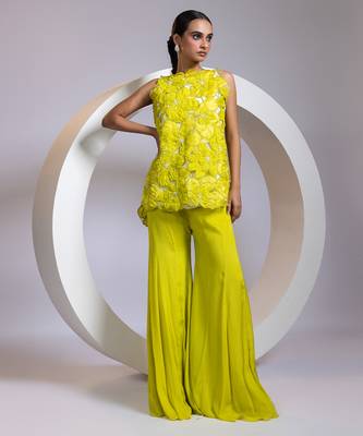 Green embroidered crepe co ord set 1