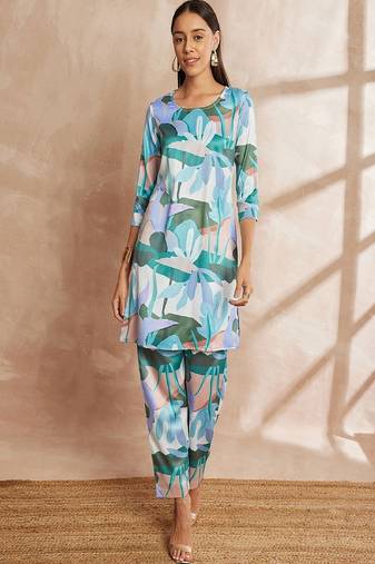 Multicolor color floral printed satin tunic with trouser