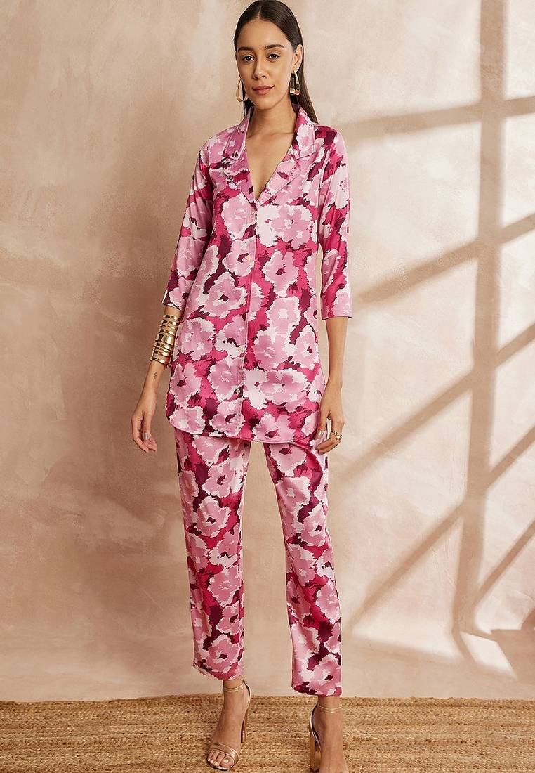 Pink color floral printed lapel collar shirt & trousers