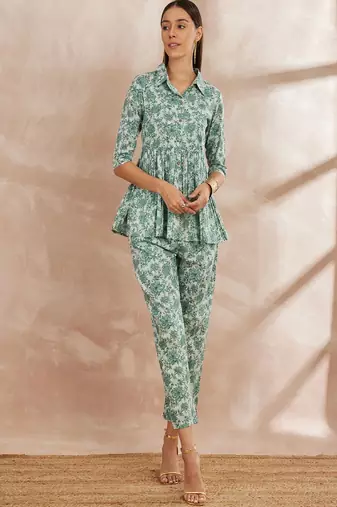 Green color floral printed pure cotton tunic with trouser
