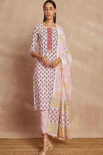 Pink color ethnic motifs printed pure cotton straight kurta & trousers with dupatta