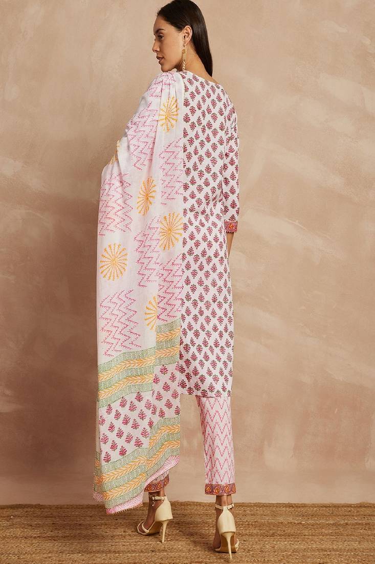 Pink color ethnic motifs printed pure cotton straight kurta & trousers with dupatta