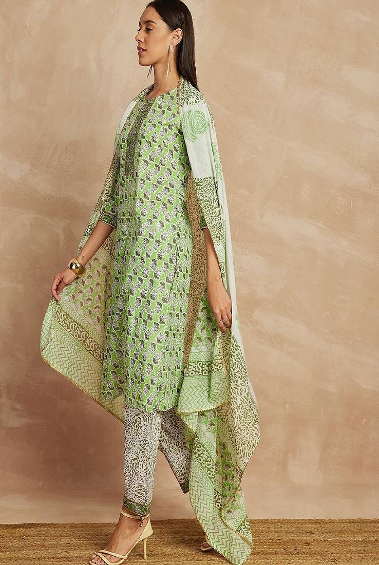 Green color ethnic motifs printed pure cotton straight kurta & trousers with dupatta