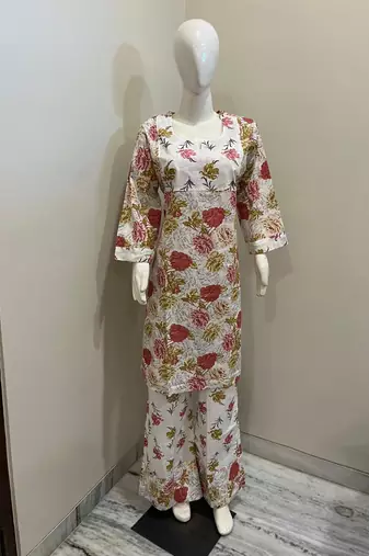 white cotton co ord set with floral print