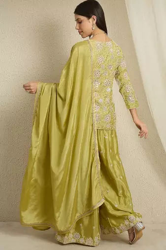 green chinon  top with bottom and dupatta 3/4 sleeve embroidered straight kurta